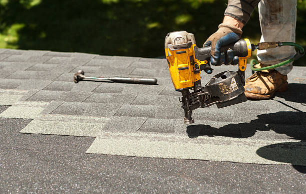Best Commercial Roofing Services  in Vinton, IA